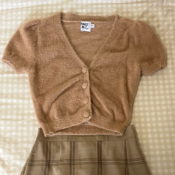 Princess Polly Peach Fuzzy Short Sleeve Sweater Top w/ Buttons - Picture 2 of 6